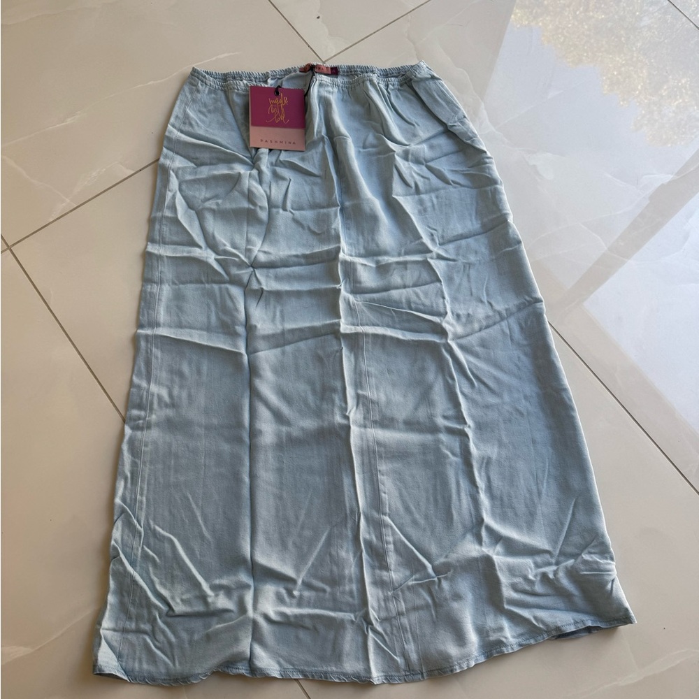 Pashmina Light Blue Maxi Skirt‎
